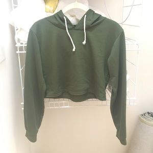 Cropped hoodie